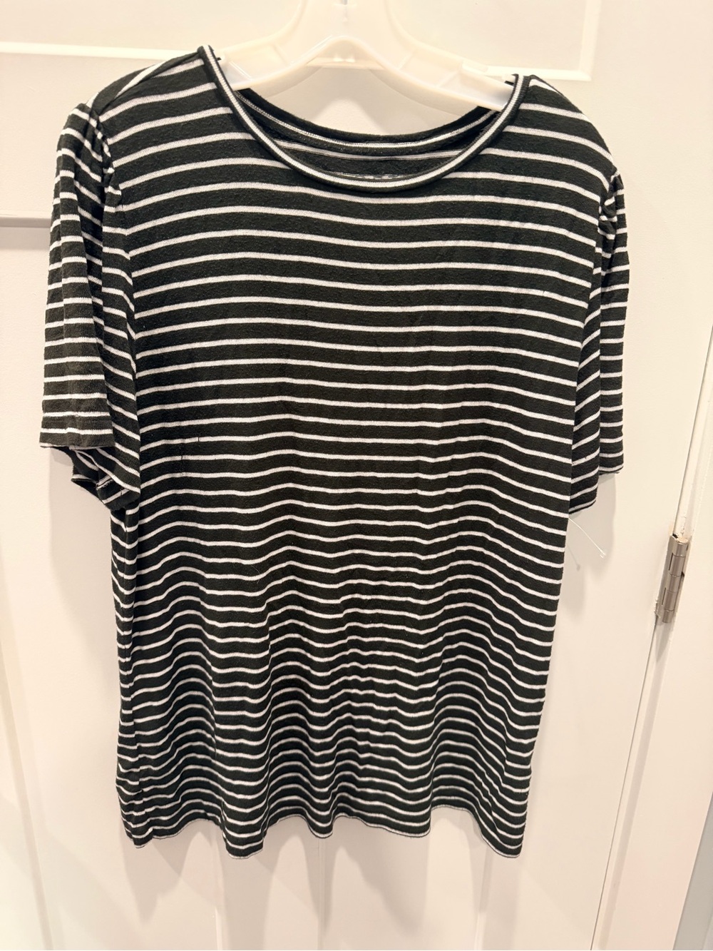LOFT Striped Top XL Black White Short Sleeve Relaxed Knit Tee